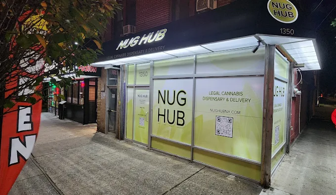 An exterior view of the NugHub dispensary on Forest Ave. on Staten Island, NY.